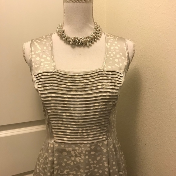 ISSA London Silk Dress - Picture 3 of 9